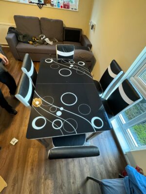 BLACK BUBBLE GLASS TABLE